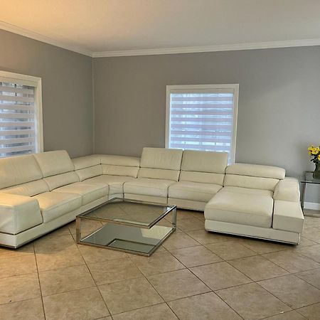 Big Beautiful House With Heated Pool Villa Miami Exterior foto